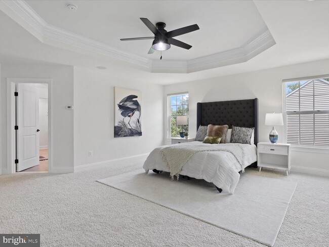 Building Photo - 41595 Revival Dr