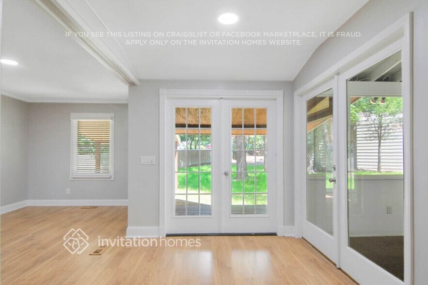 Building Photo - 7413 Laketree Dr