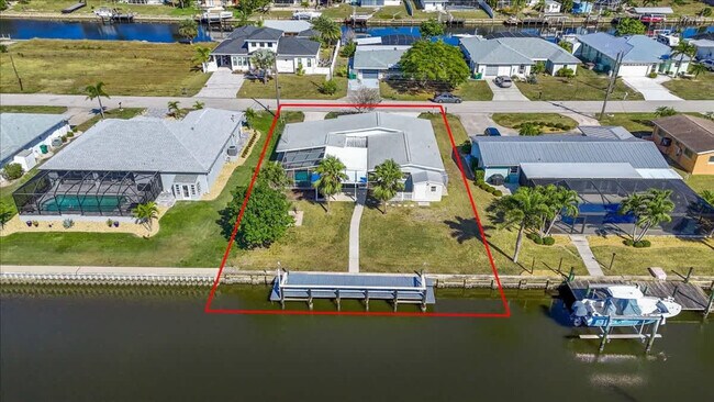 Building Photo - 115 Leland St SE