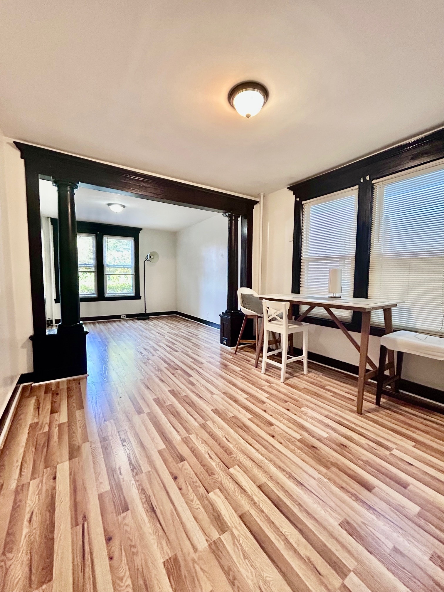 Building Photo - 516 Norwood St