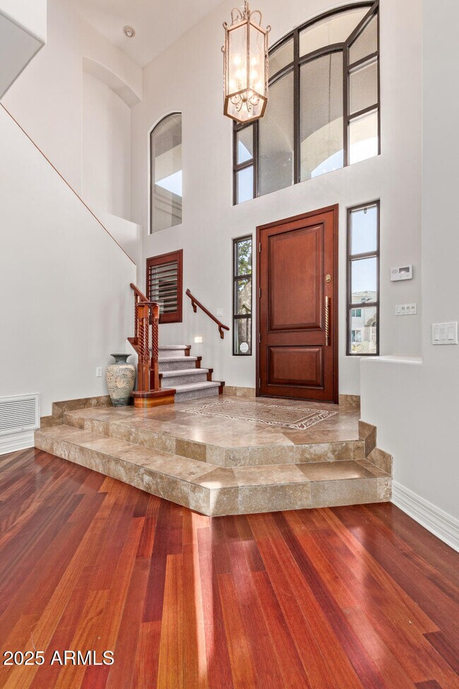 Building Photo - 8614 N 17th Pl