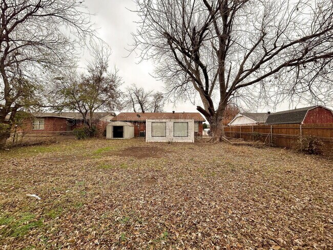 Building Photo - 1409 SW 81st St