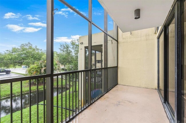 Building Photo - 2911 SW 87th Terrace