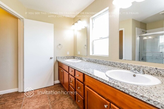 Building Photo - 339 Fall Cir