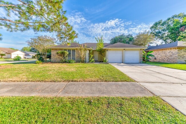 Primary Photo - 2799 Wood Hollow Dr
