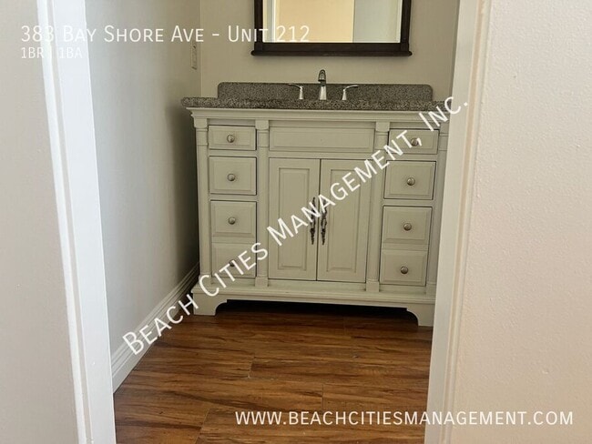 Building Photo - 383 Bay Shore Ave