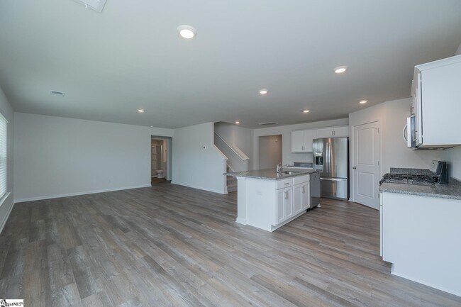 Building Photo - 115 Roocroft Ct