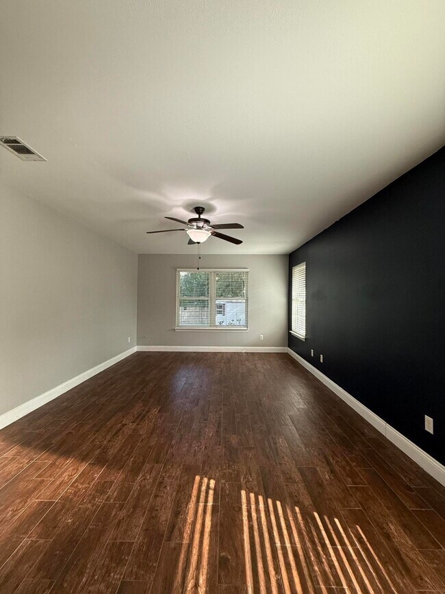 Building Photo - 2813 Atoka Trail