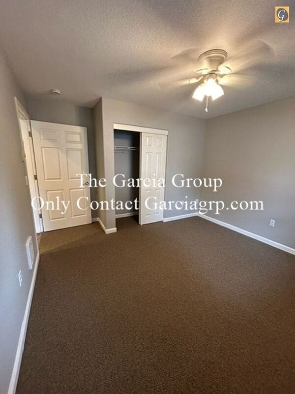 Building Photo - 13613 SE Oatfield Rd