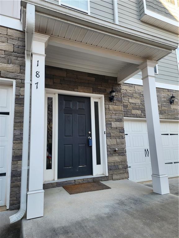 Building Photo - 187 Plaza Park Walk