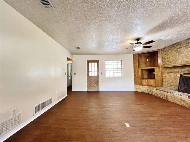 Building Photo - 502 Brumley Rd