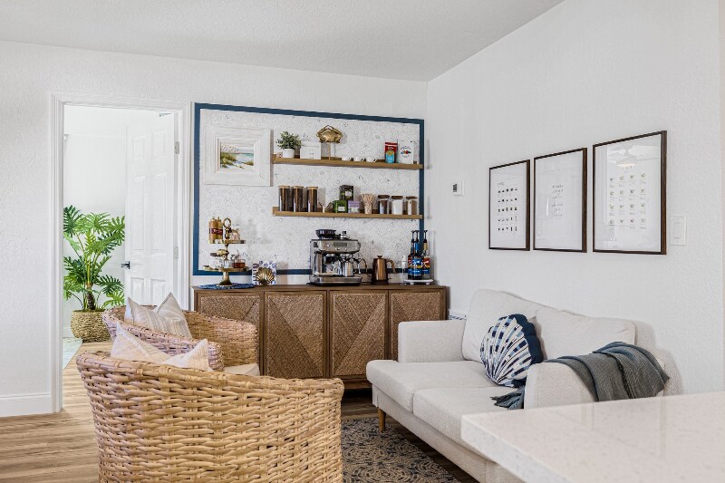 Building Photo - 7516 22nd Ave W