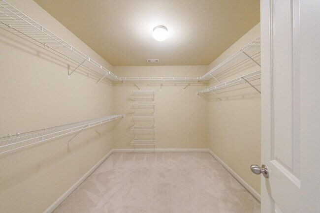 Building Photo - 10293 Midway Ave