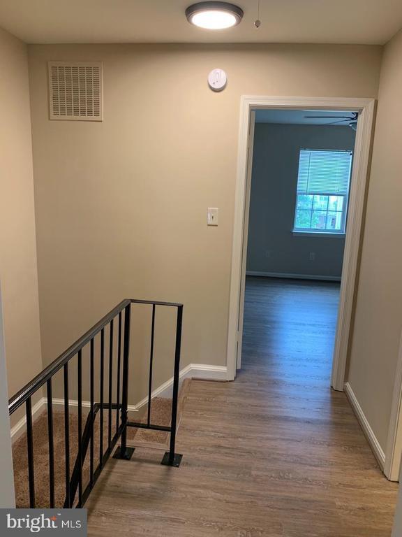 Building Photo - 169 Fairfield Dr