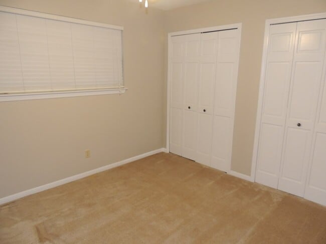 Building Photo - 11843 Braesview