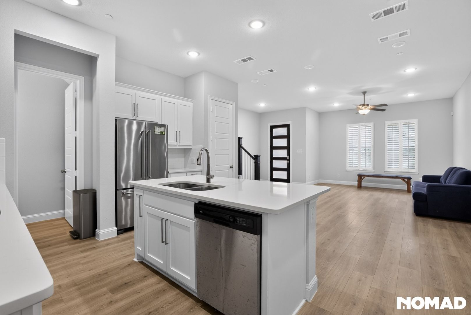 Building Photo - 12990 Jk Ojha St