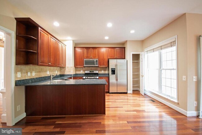 Building Photo - 2444 Terra Cotta Cir