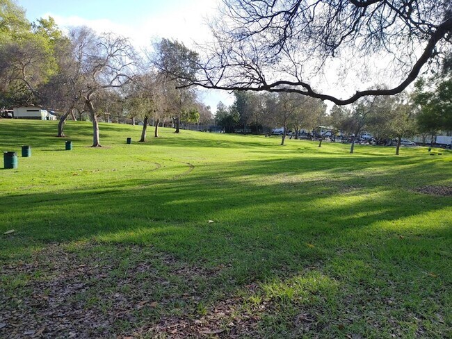 Building Photo - U{COMMING - PEACEFUL 2BD/2BA CONDO NEAR TH...