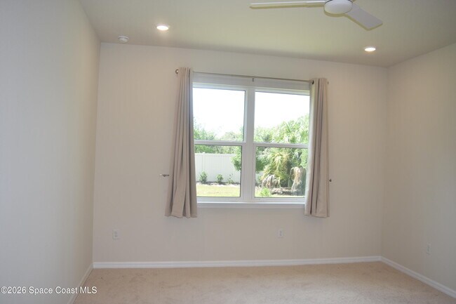 Building Photo - 5039 Sunnytime St