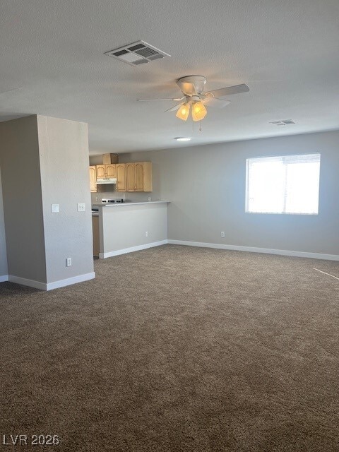 Building Photo - 807 Lawry Ave