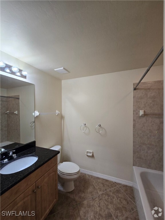 Building Photo - 1101 Winding Pines Circle