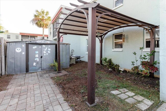 Building Photo - 14419 Americana Cir