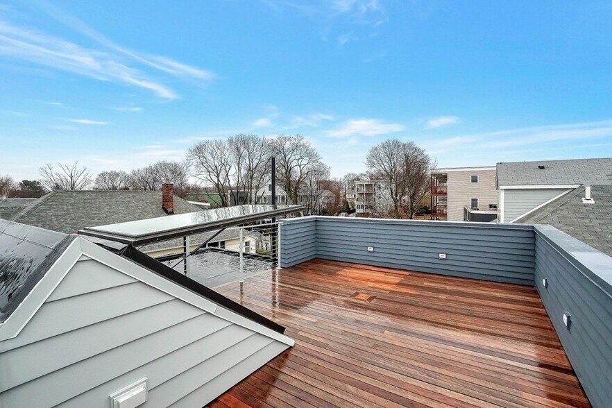 Building Photo - 297 Concord Ave