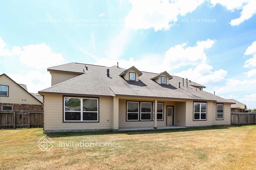 Building Photo - 3327 Orchid Trace Dr