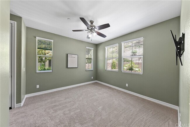 Building Photo - 1863 Hazel Ct