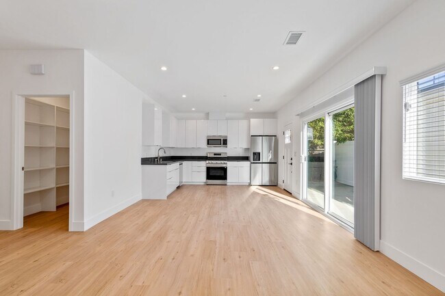 Building Photo - Brand New Modern & Chichose for Lease | Stylish Living with Premium Features
