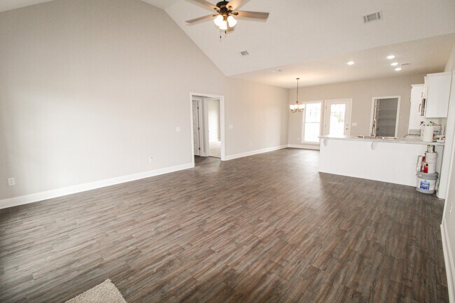 Building Photo - 312 Old Rockdale