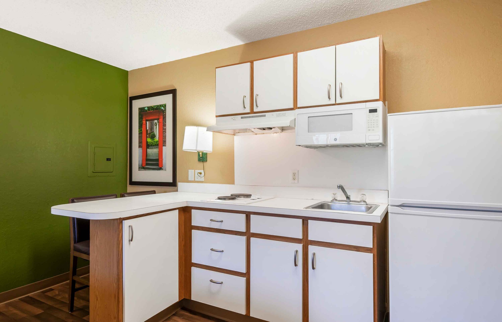 Building Photo - Furnished Studio-Clearwater - Carillon Park