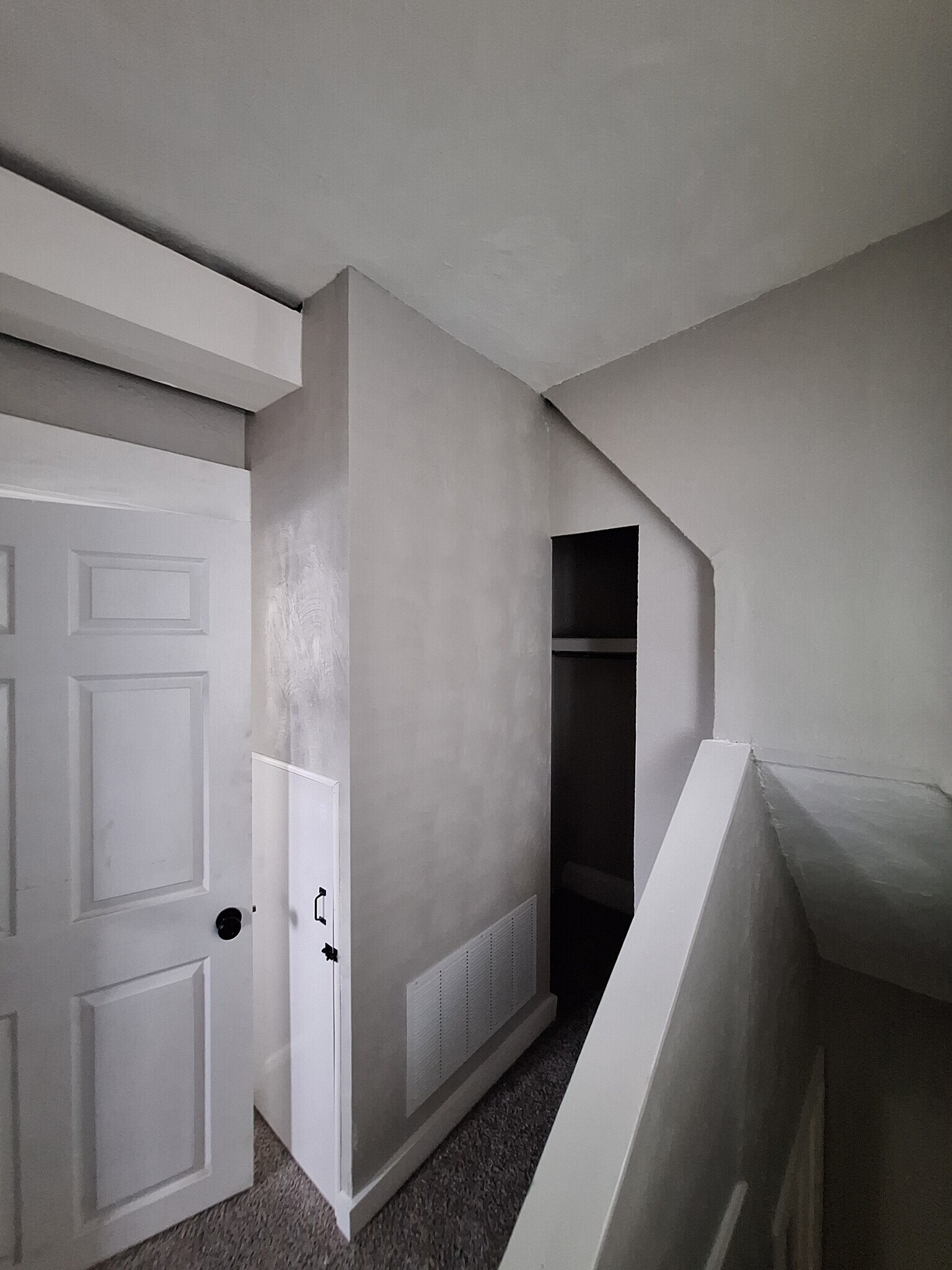 Building Photo - 307 S Park St