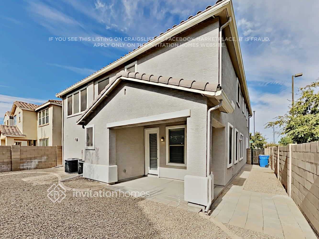 Building Photo - 3351 E Oakland St