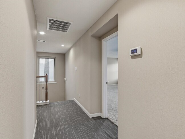 Building Photo - 16515 Williamstown Dr
