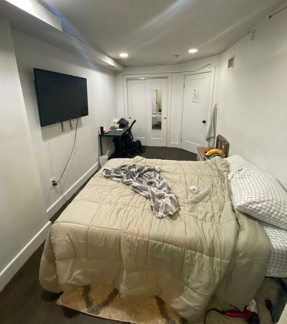 Building Photo - 1134 Jefferson Ave