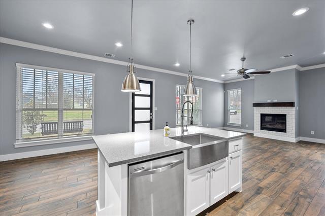 Building Photo - 216 Alvarado St