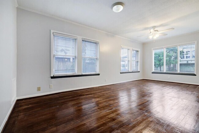 Building Photo - 1608 Bonnie Brae St