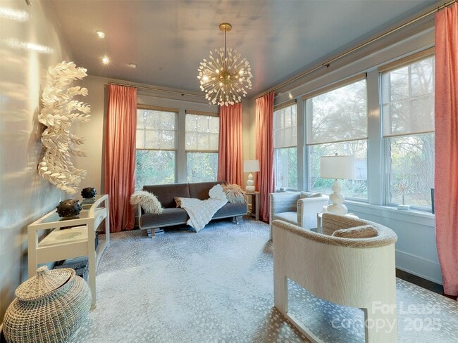 Building Photo - 1413 Devon Dr