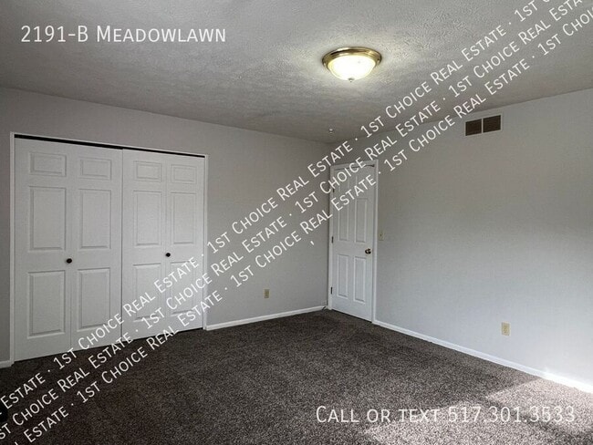 Building Photo - 2191-B Meadowlawn-