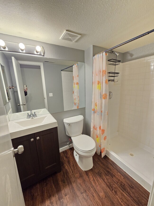 Building Photo - 4280 Solarglen Dr