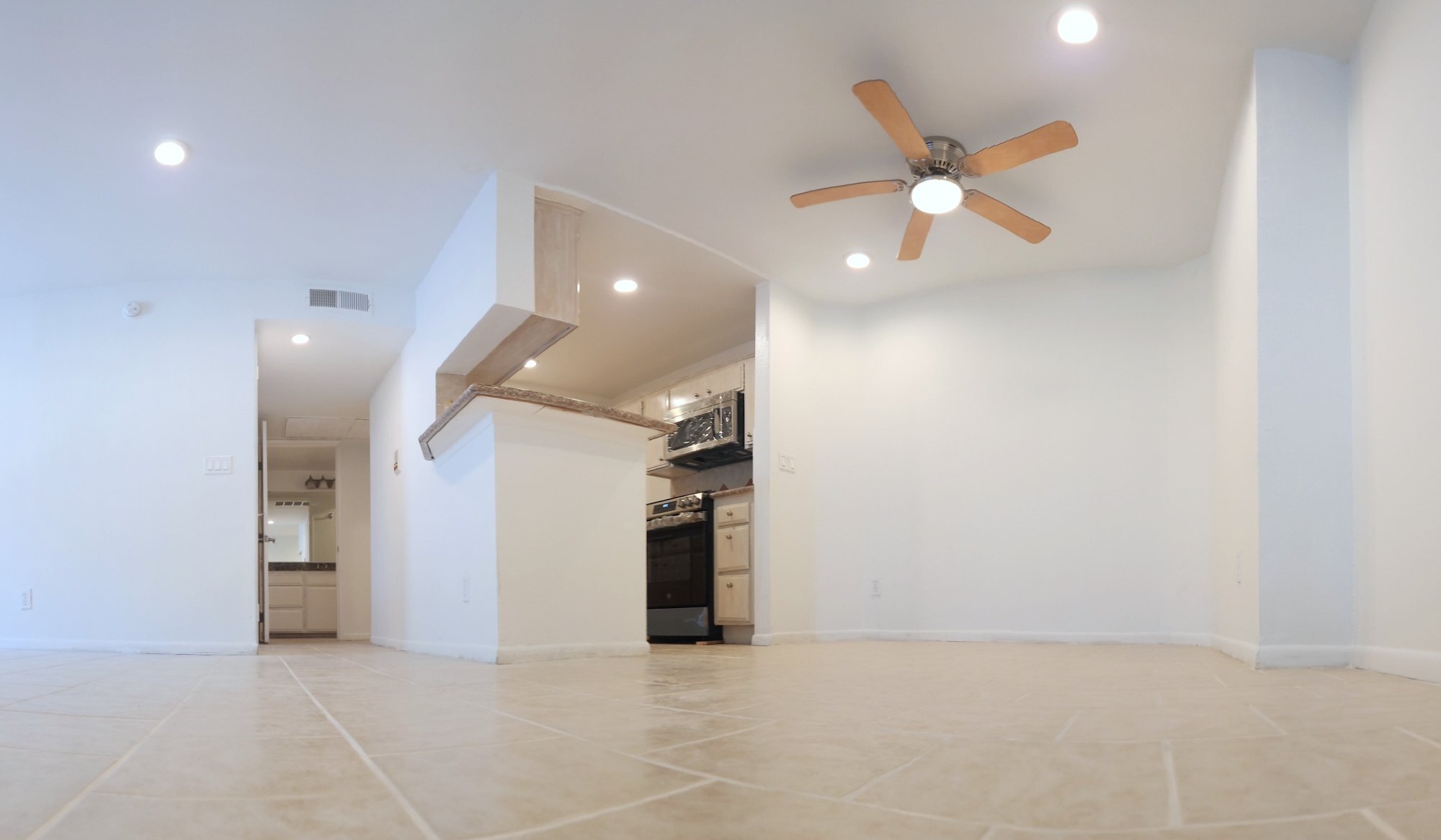 Building Photo - 11020 Hesby St