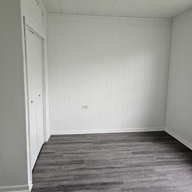 Building Photo - 611 Willow St