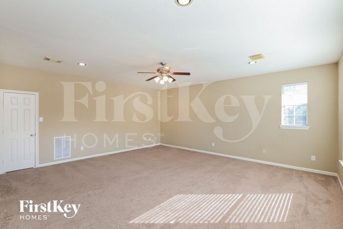 Building Photo - 15910 Flowercroft Ct
