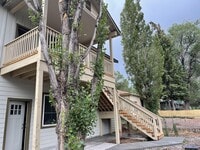Building Photo - 18 S Pinegrove Rd