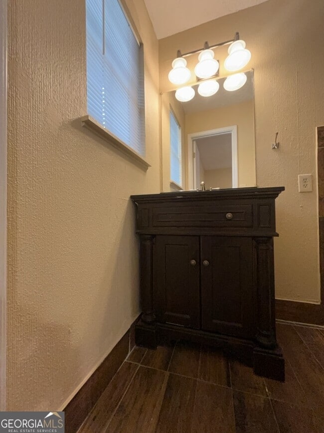 Building Photo - 5089 Victor Trail NW