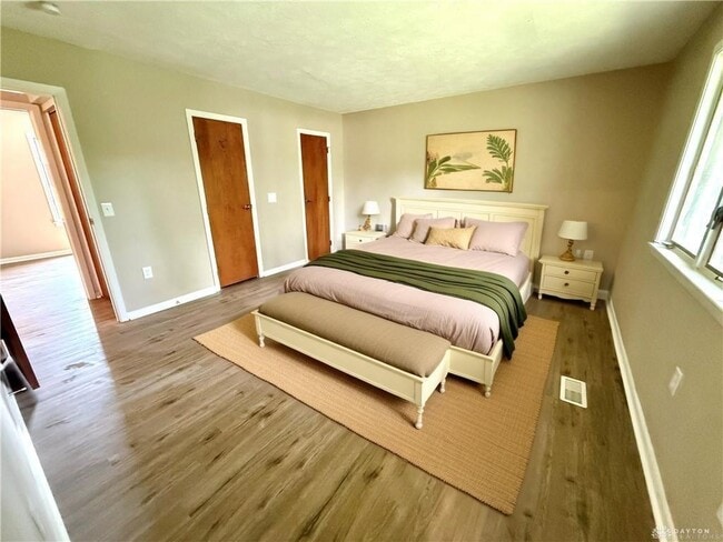 Building Photo - 3360 Cortez Dr