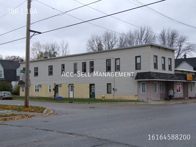 Building Photo - 809 Crosby St NW