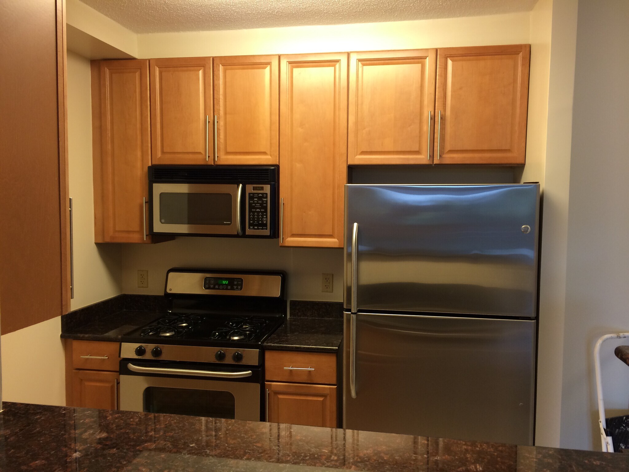 Building Photo - 11760 Sunrise Valley Dr