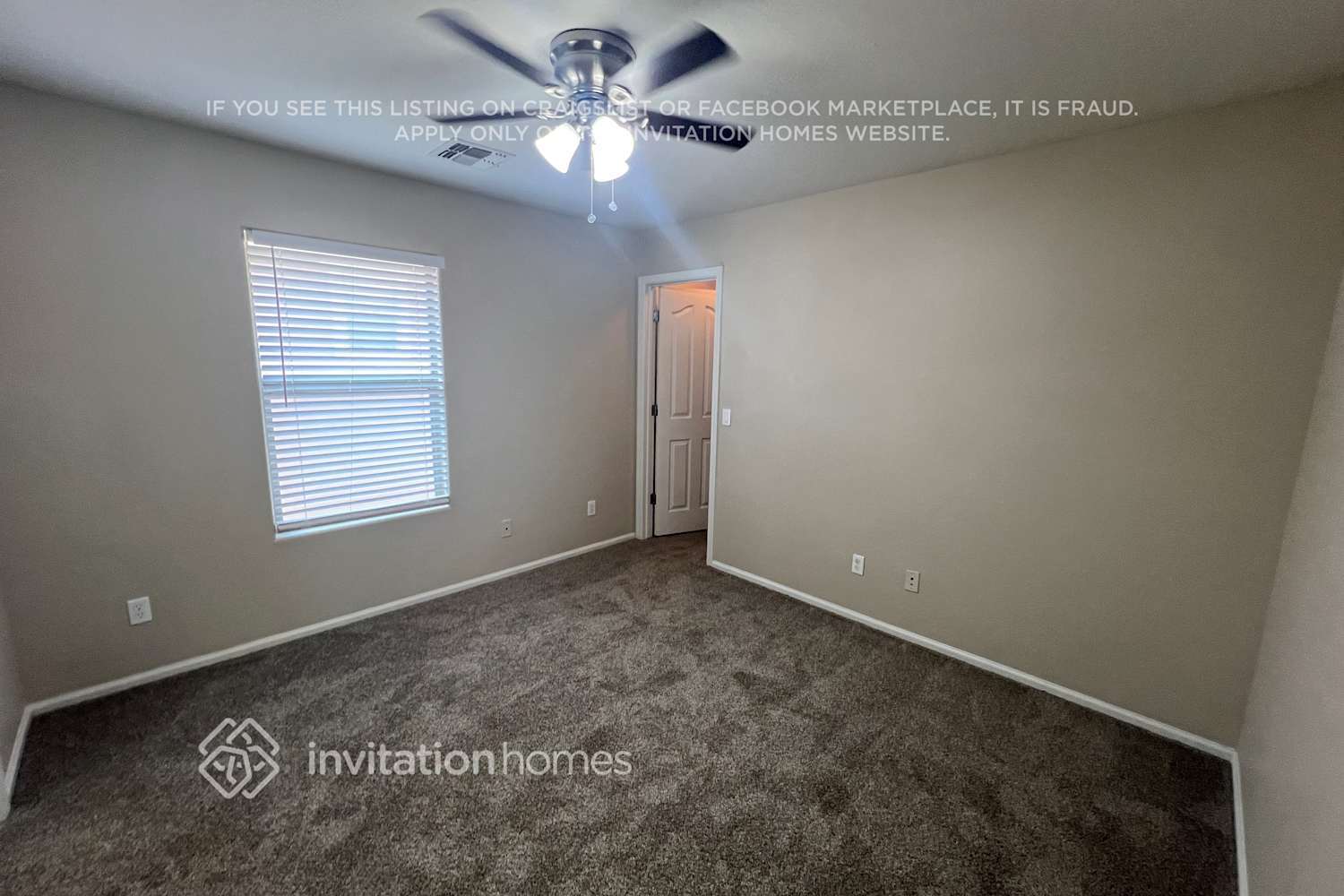 Building Photo - 1039 S Deerfield Ln